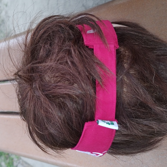 Coca Cola Refresh Recycle Re-use Embroidered Strapback Visor Red White - Picture 5 of 9